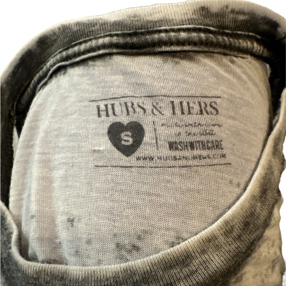 Hubs & Hers MOMTALICA TShirt - Picture 2 of 2